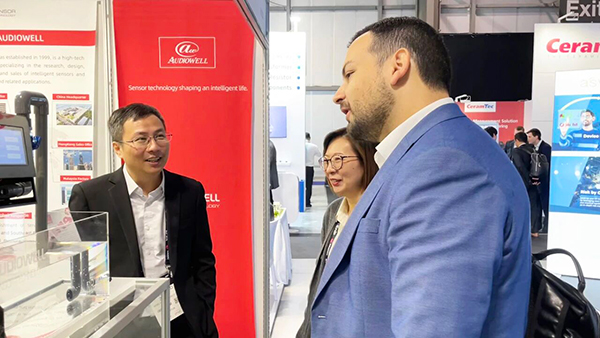 1765350435389170.jpg 20251105-0105.jpg